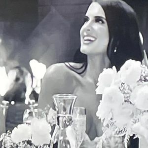 Meet your Posher, Evelyn